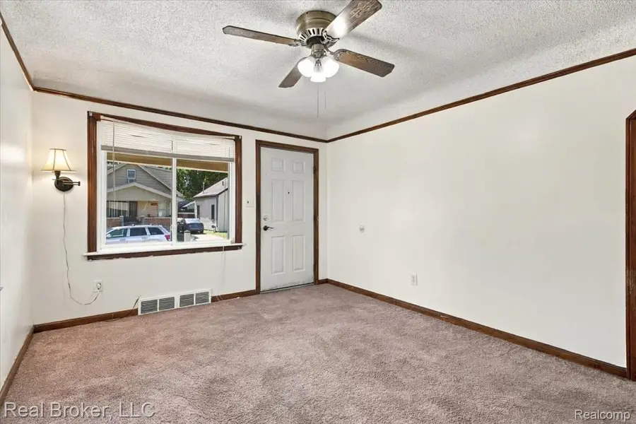 7267 Dodge Avenue, Warren, MI 48091 - #3