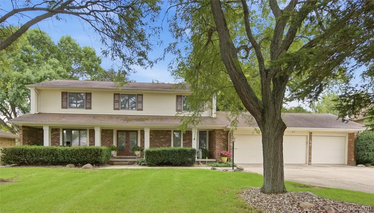 1510 Kings Carriage Road, Grand Blanc, MI 48439 - #1