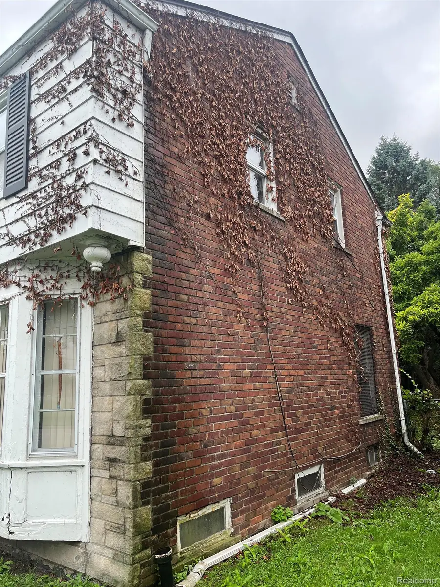 5265 Cadieux Road, Detroit, MI 48224 - #2