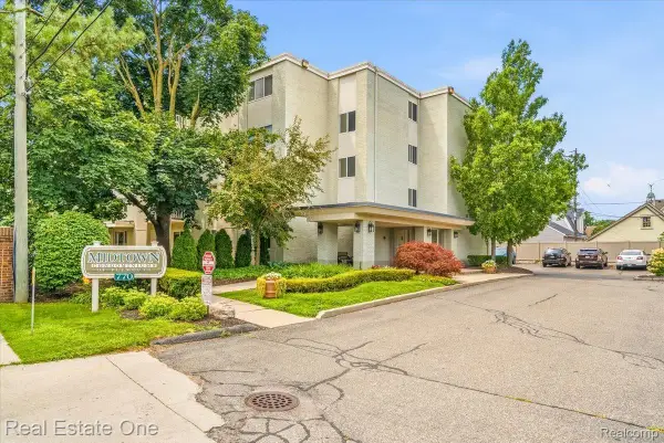 770 Deer Street #305, Plymouth, MI 48170
