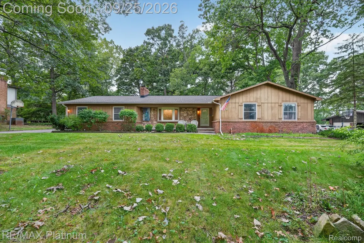 9780 Daleview Drive, South Lyon, MI 48178 - #1