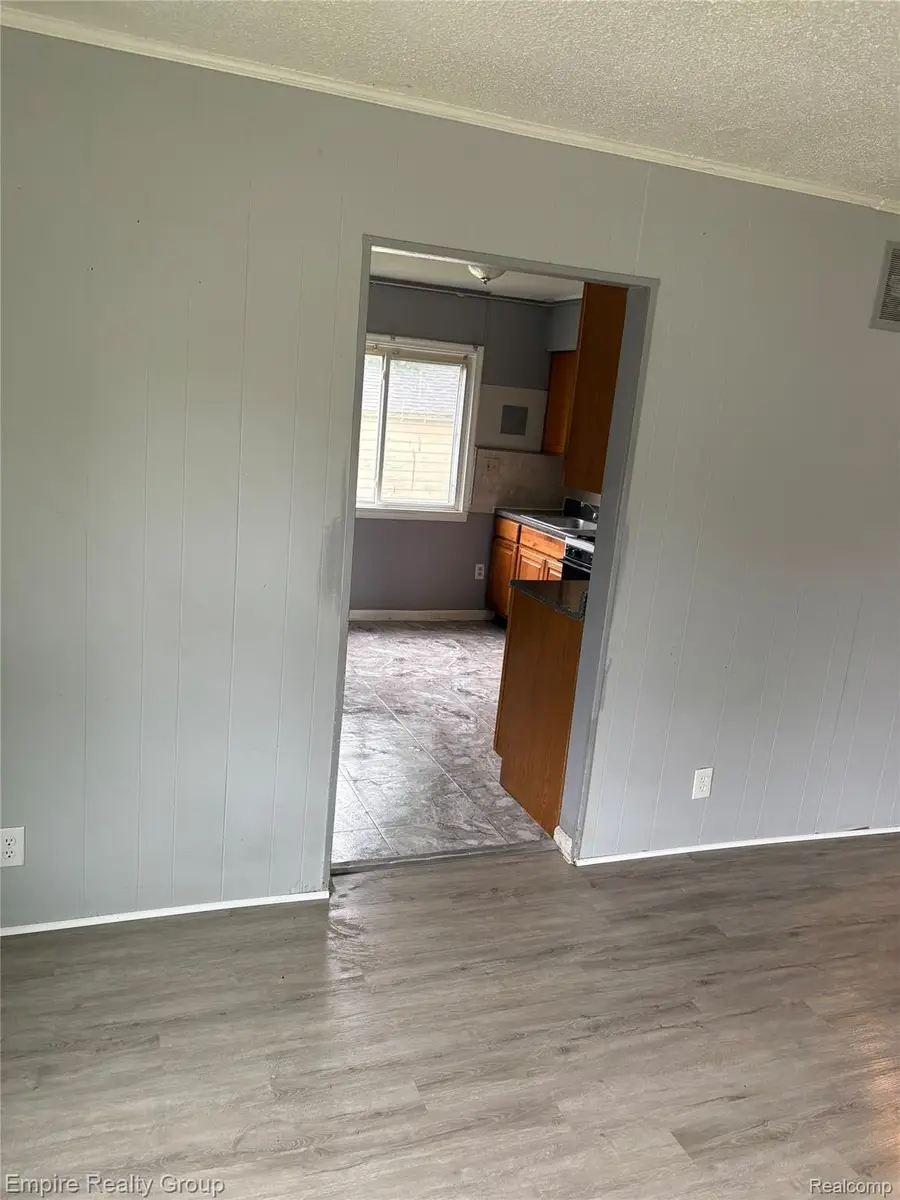 26086 Colgate Street, Inkster, MI 48141 - #3