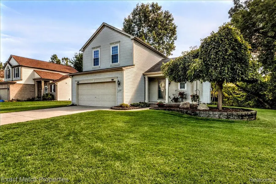 6456 Mcclelland Road, Holly, MI 48442 - #2