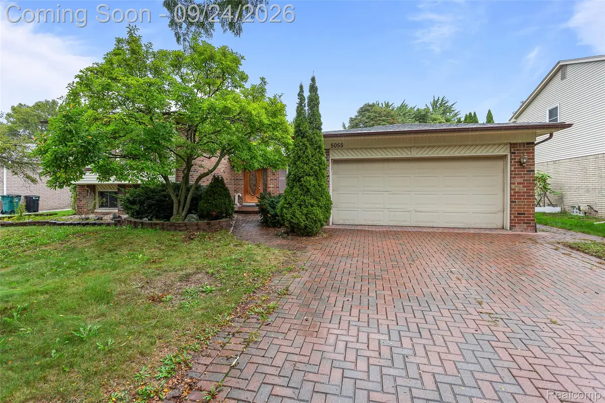 5055 Tyler Drive, Troy, MI 48085 - #1