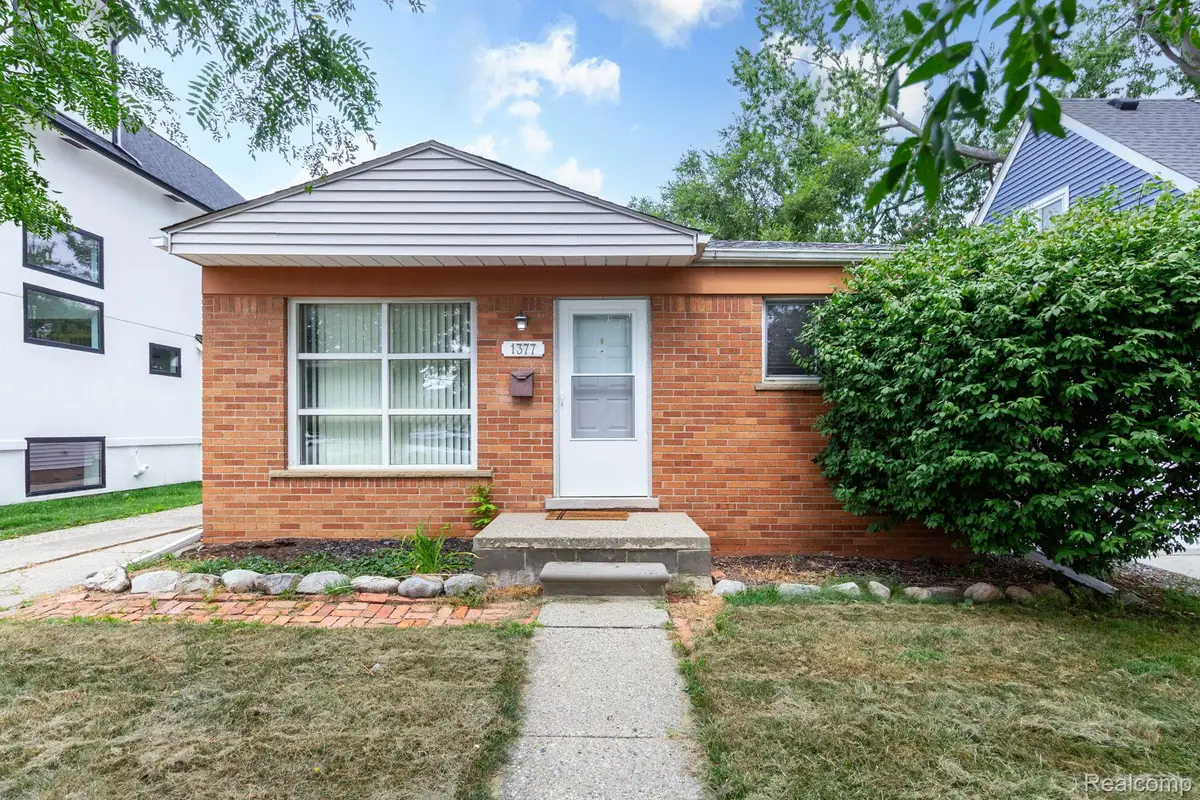 1377 Chapin Avenue, Birmingham, MI 48009 - #1