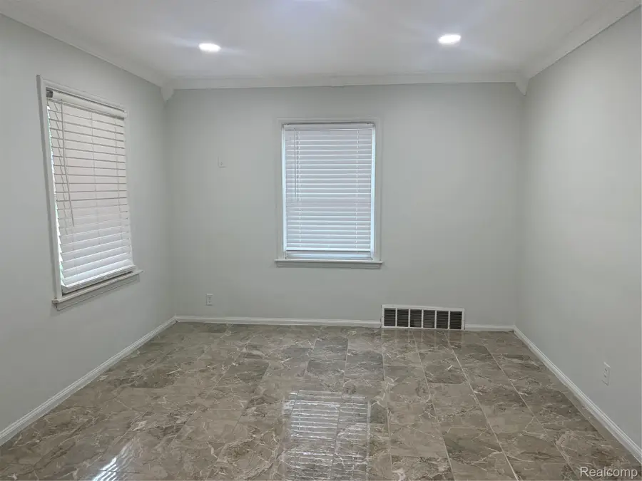 24840 Dunning Street, Dearborn, MI 48124 - #3