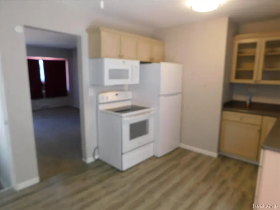 526 S Meade Street, Flint, MI 48503 - #3