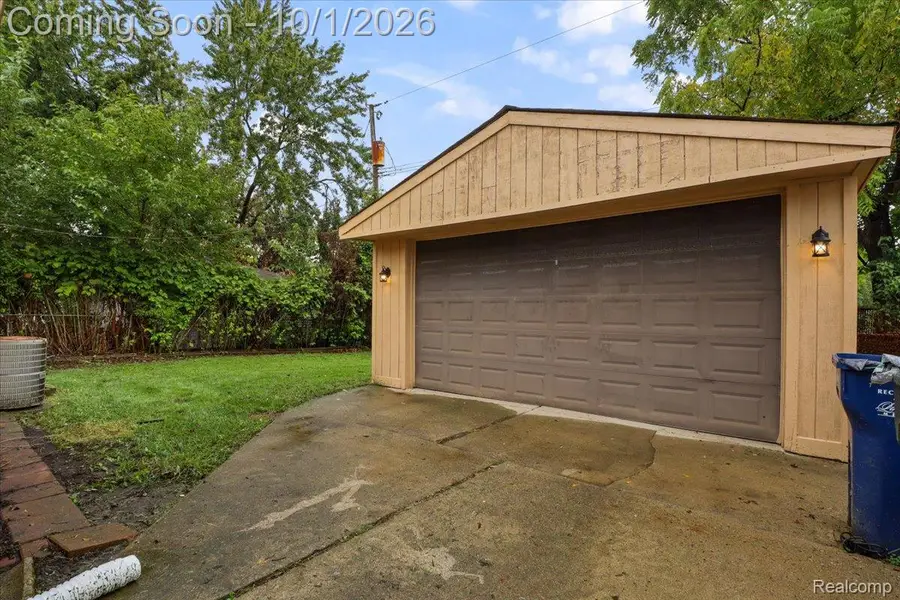 1860 Capitol Avenue, Lincoln Park, MI 48146 - #3
