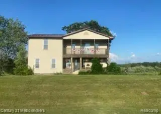 7584 N Sheridan Road, Edmore, MI 48829 - #2