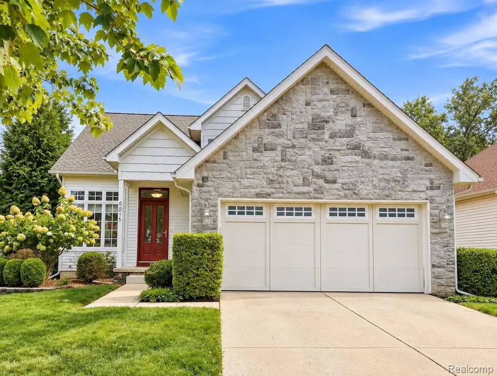 621 Creekside Court, Chelsea, MI 48118 - #1