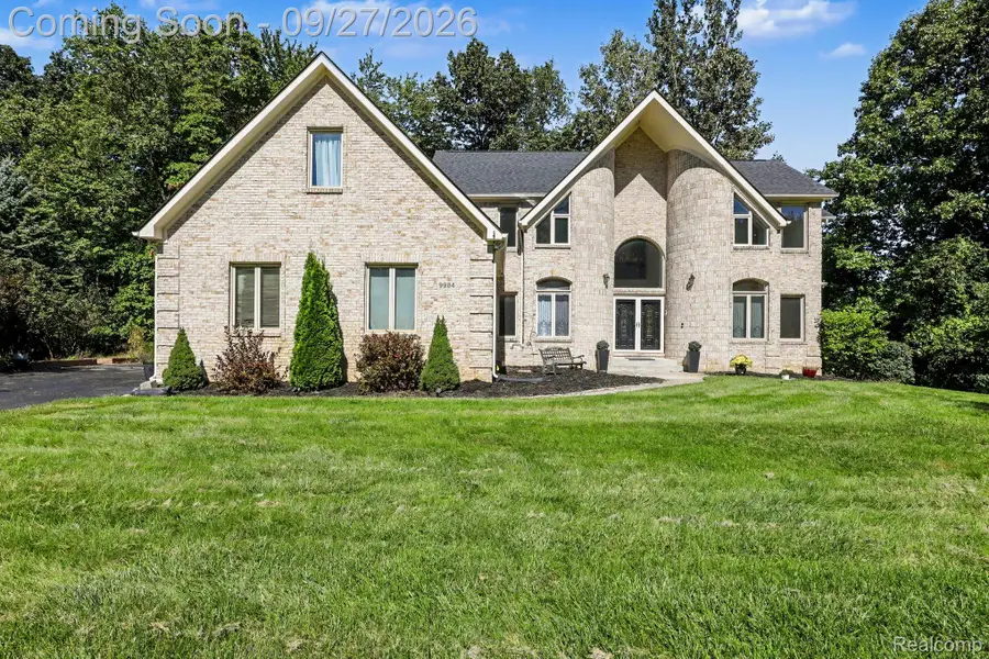 9984 Maple Valley Drive, Clarkston, MI 48348 - #2