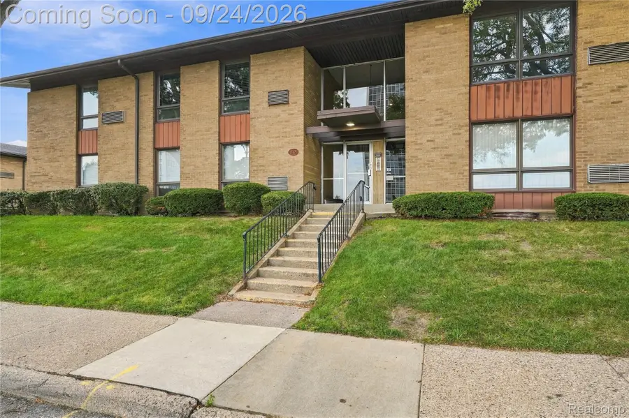 1565 Cherboneau Place #50, Detroit, MI 48207 - #2