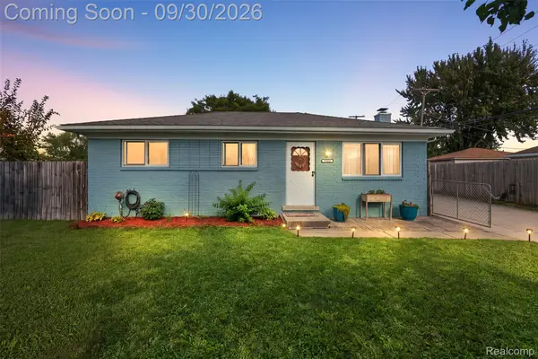 35038 Simon Drive, ClintonTwp, MI 48035
