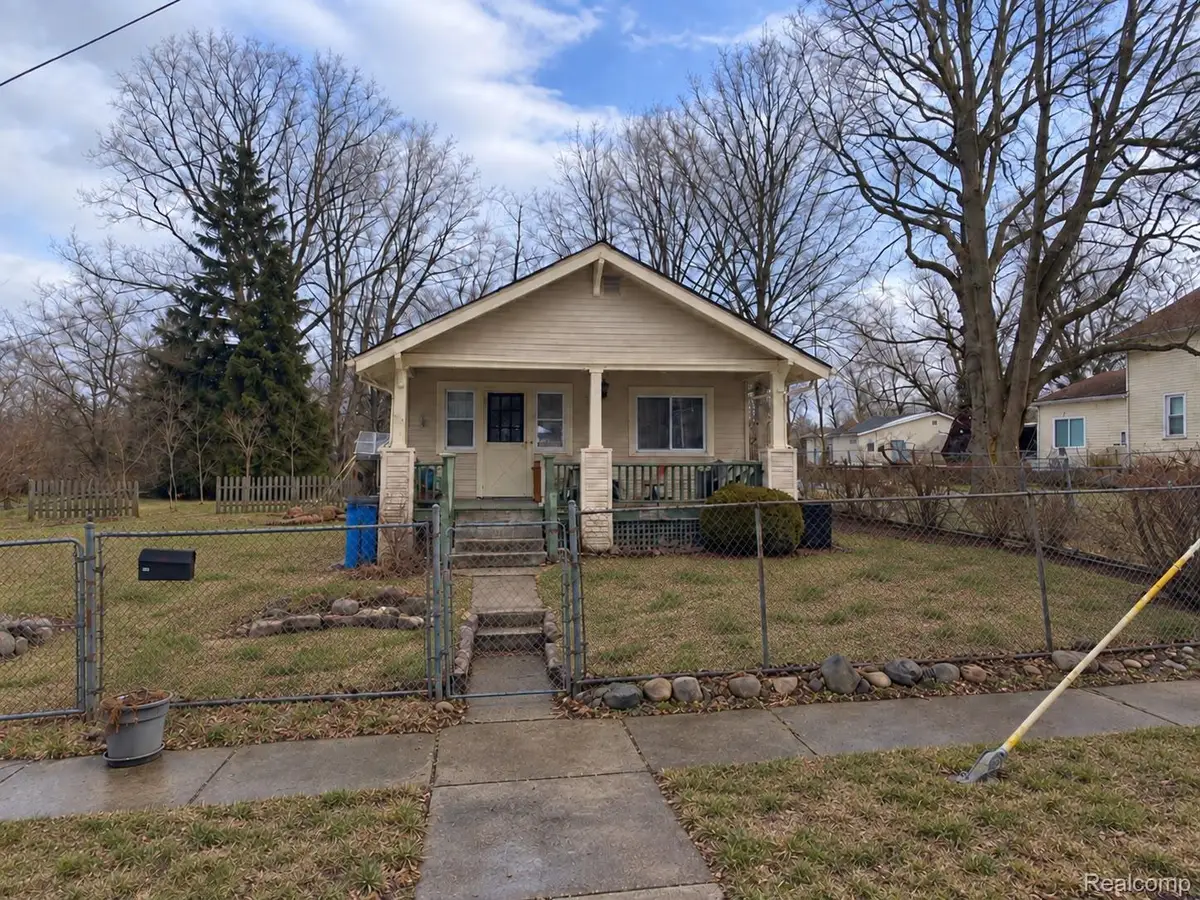 967 Hammond Avenue, Flint, MI 48503 - #1