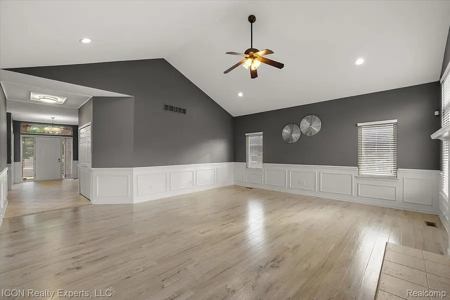 17542 Goldeneye Drive, Clinton, MI 48038 - #3