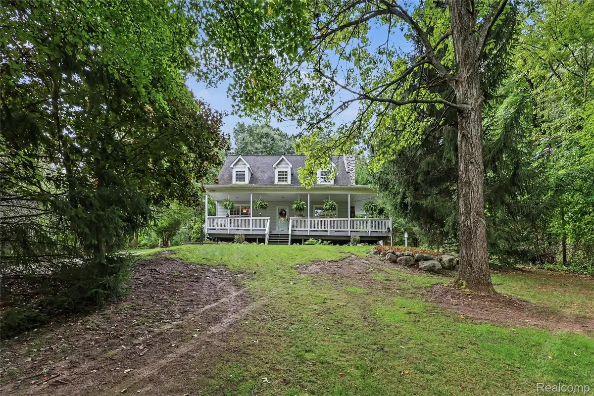 5169 Whipple Lake Road, Clarkston, MI 48348 - #1