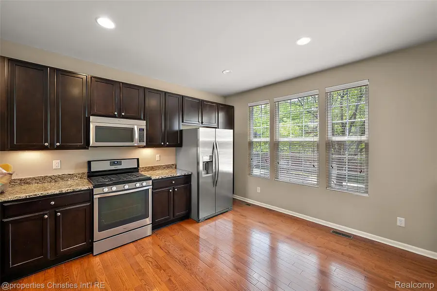 27928 Hopkins Drive, Novi, MI 48377 - #3