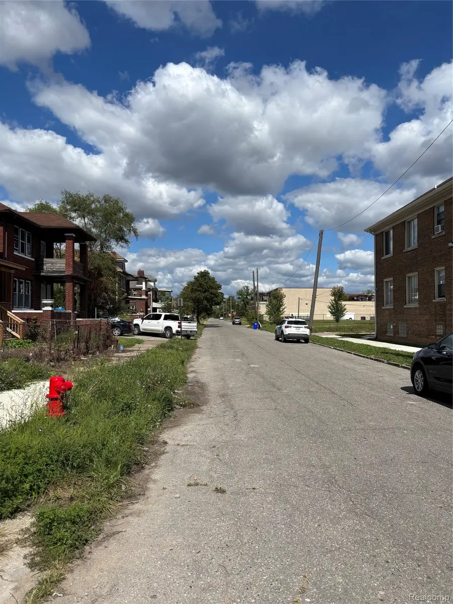 9501 Mcquade Street, Detroit, MI 48206 - #3
