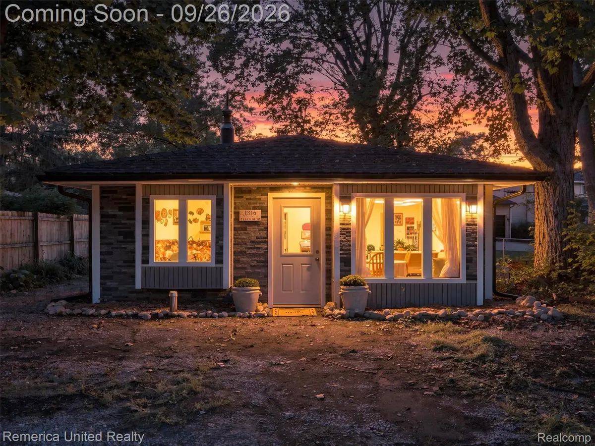 1516 Paramount Street, Novi, MI 48377 - #1