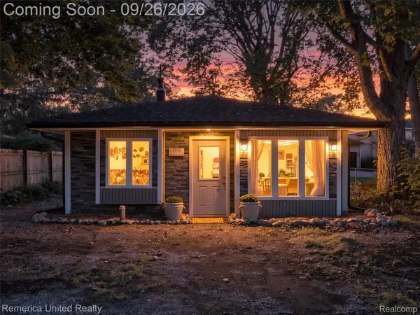 1516 Paramount Street, Novi, MI 48377
