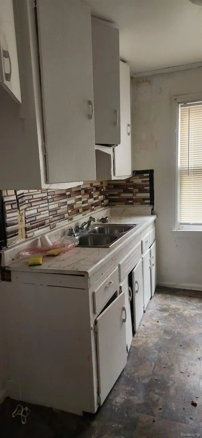 11420 Plainview Avenue, Detroit, MI 48228 - #2