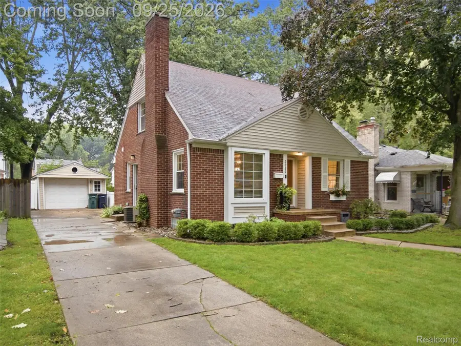 3250 Warick Road, Royal Oak, MI 48073 - #2