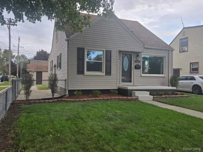 486 Lincoln Avenue, Lincoln Park, MI 48146 - #3