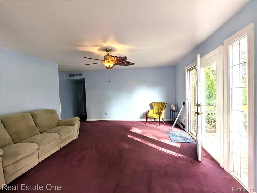 23106 Cunningham Avenue, Warren, MI 48091 - #3