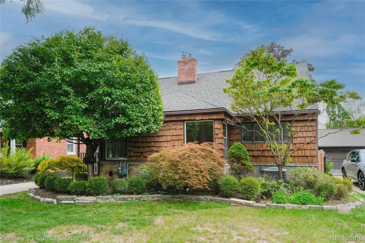12733 Kingston Avenue, Huntington Woods, MI 48070 - #1