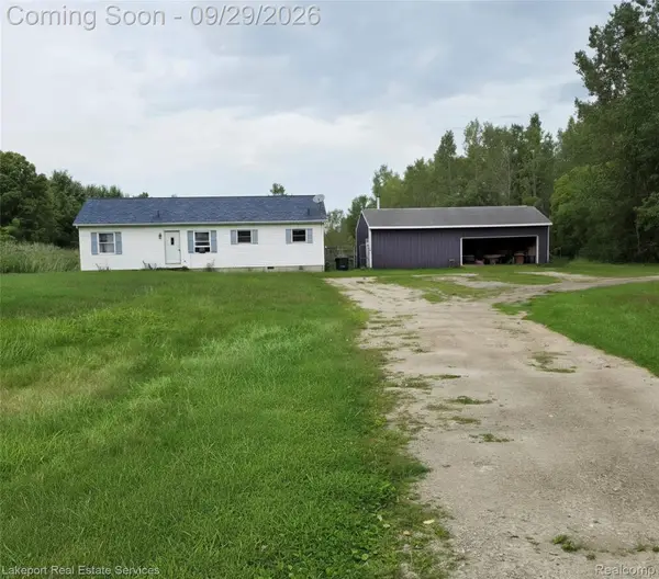 7928 Metcalf Rd, Greenwood, MI 48006