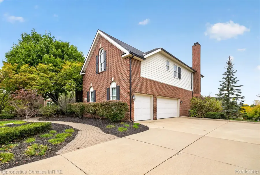 15838 Spyglass Drive, Northville, MI 48168 - #3