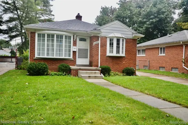 16566 Centralia Drive, Redford, MI 48240