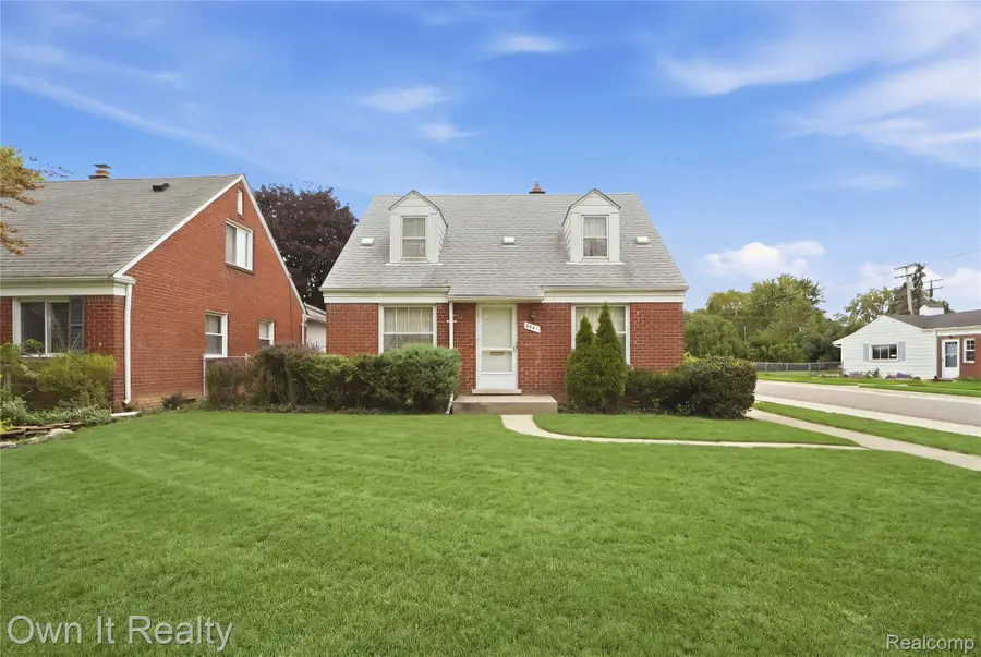 2661 Hollywood Street, Dearborn, MI 48124 - #2