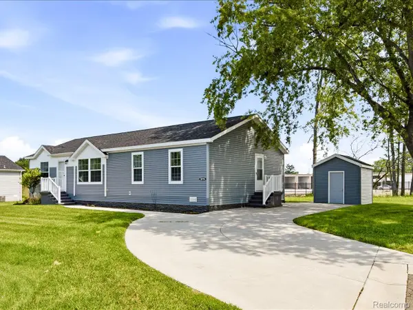 10714 Jean Pierre Site# 37 Court, FairHaven, MI 48023