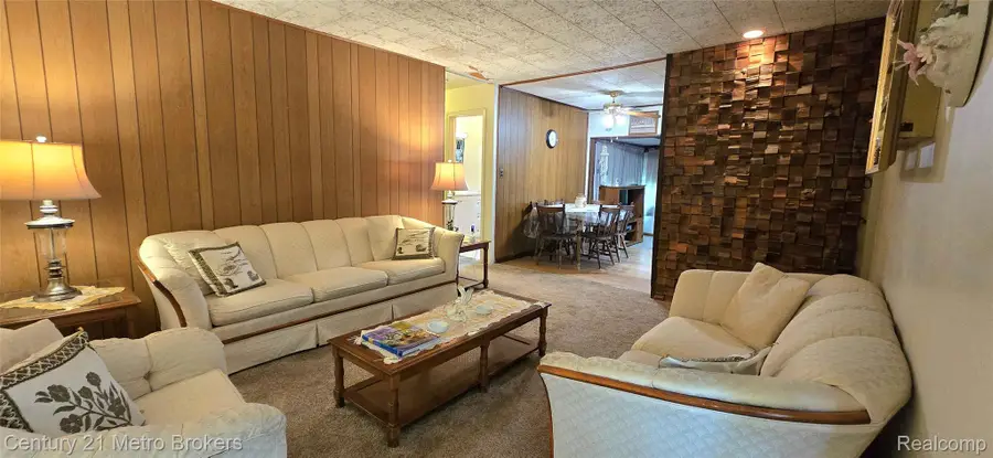 4401 Cheyenne Avenue, Flint, MI 48507 - #3