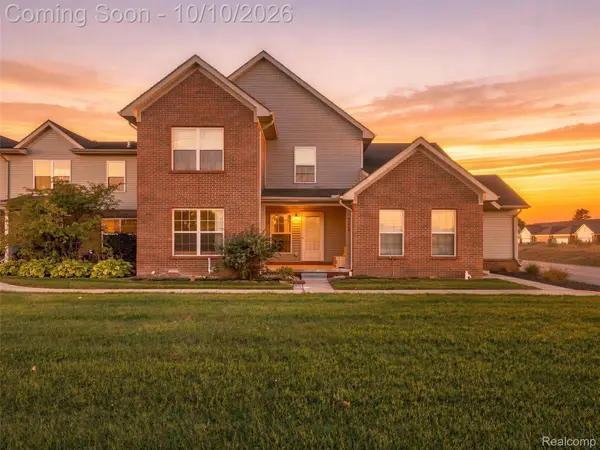48728 Chester Court, Chesterfield, MI 48047