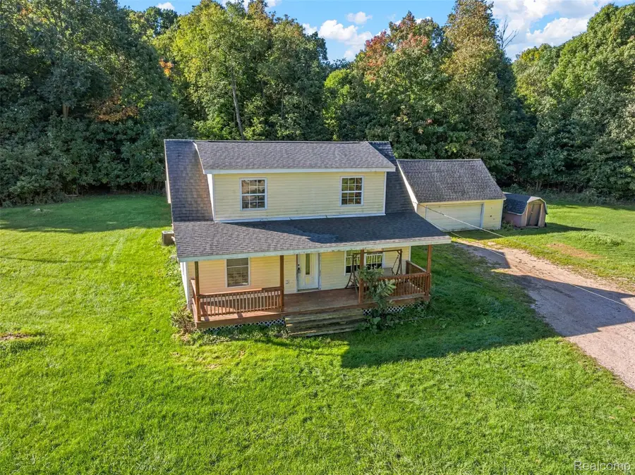 5492 Hubbard Drive, Flint, MI 48506 - #2