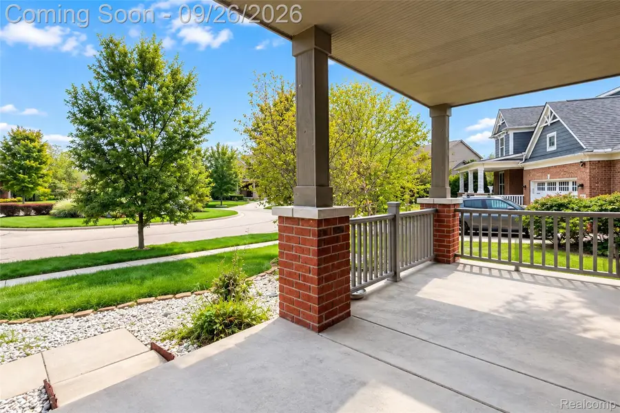 822 Lake Woods Drive, Canton, MI 48188 - #3