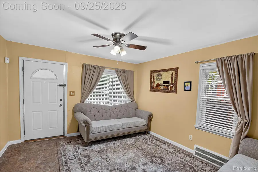 12040 W Parkway Street, Detroit, MI 48239 - #3