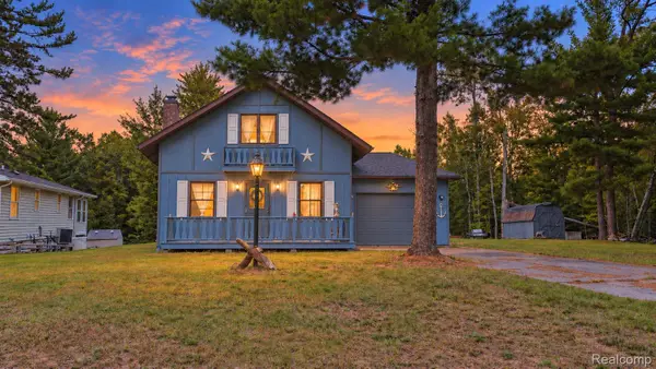 6332 Bobcat Trail, Alger, MI 48610