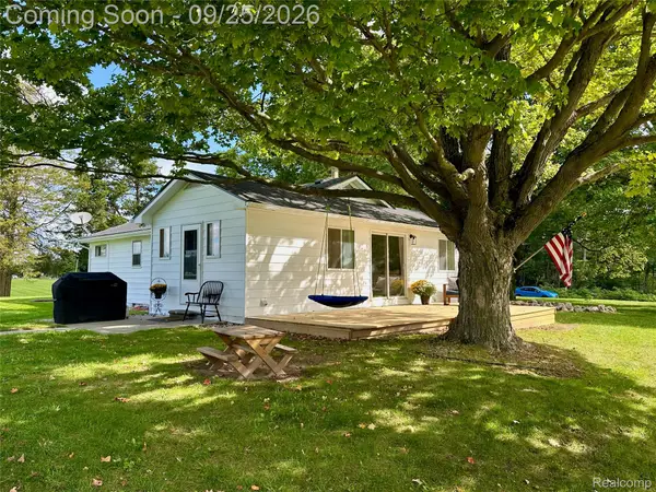 11120 Dexter Pinckney Road, Pinckney, MI 48169