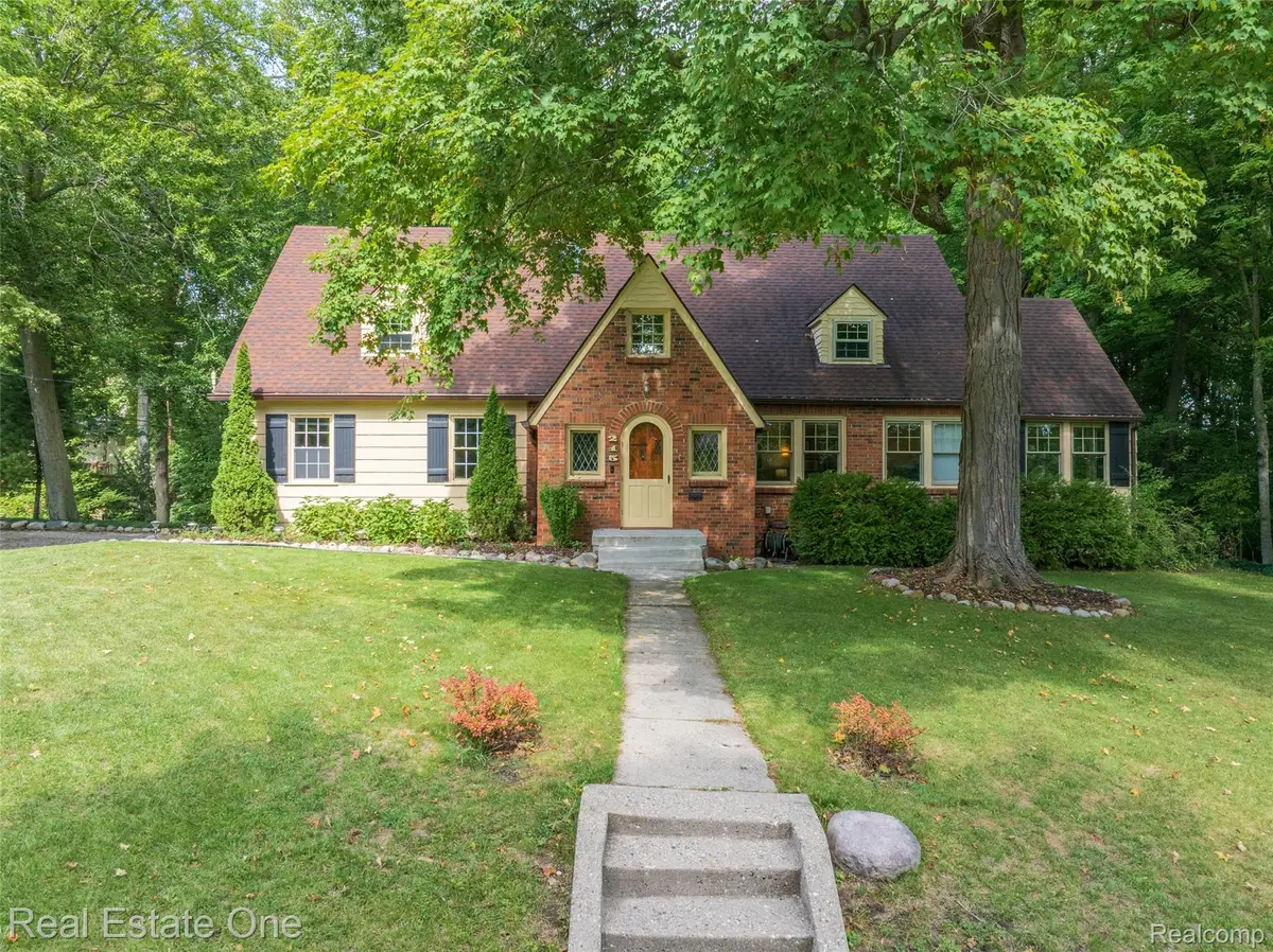 215 Hill Street, Northville, MI 48167 - #1