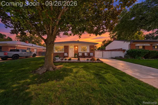 5073 Glenis Street, DearbornHeights, MI 48125