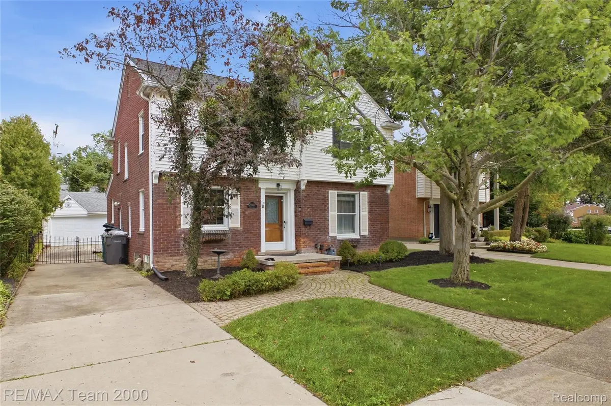 24616 Fairmount Drive, Dearborn, MI 48124 - #1