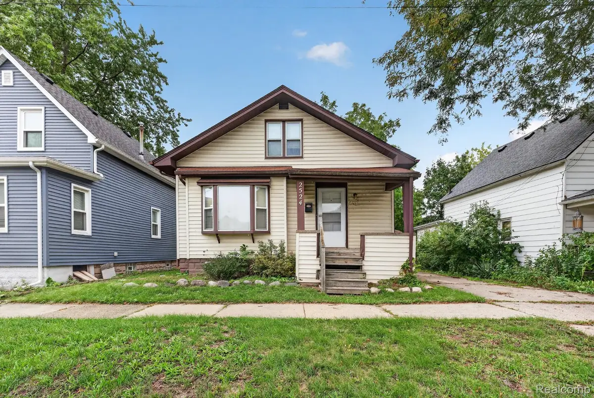 2524 4th Street, Trenton, MI 48183 - #1