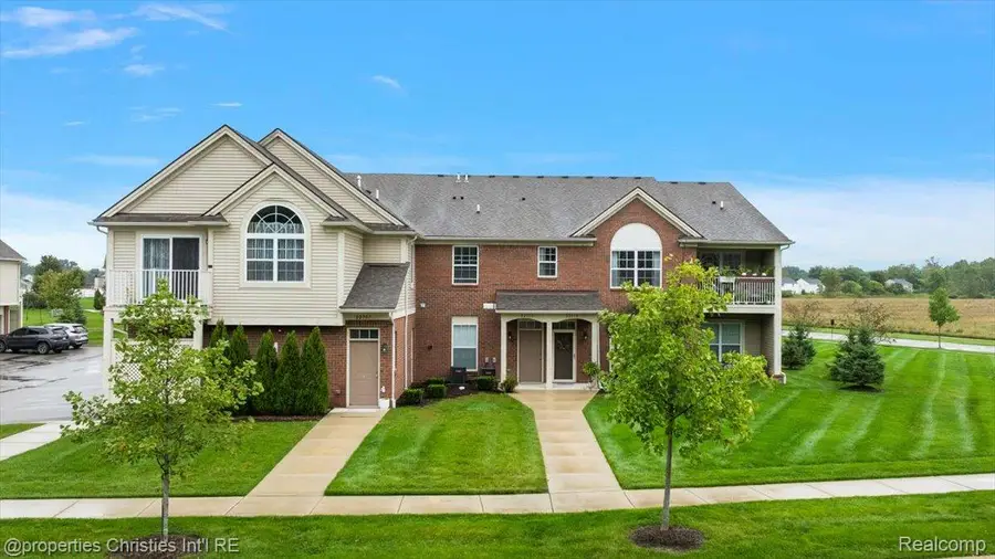 22113 Aberdeen Drive, Macomb, MI 48042 - #2