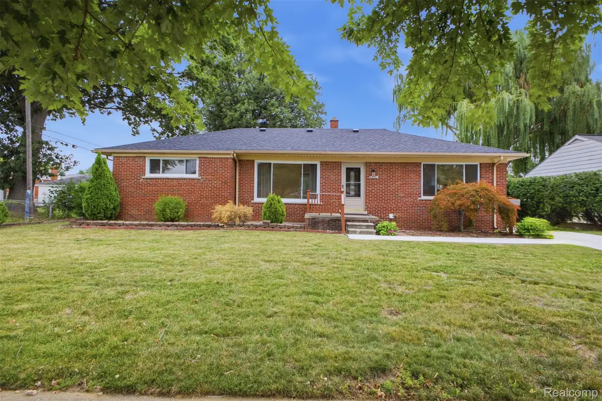 6326 Lathers Street, Garden City, MI 48135 - #1