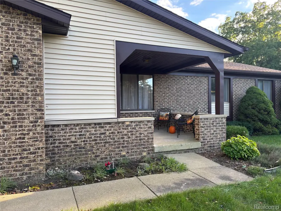 9351 Park Pl, Gaines, MI 48473 - #3