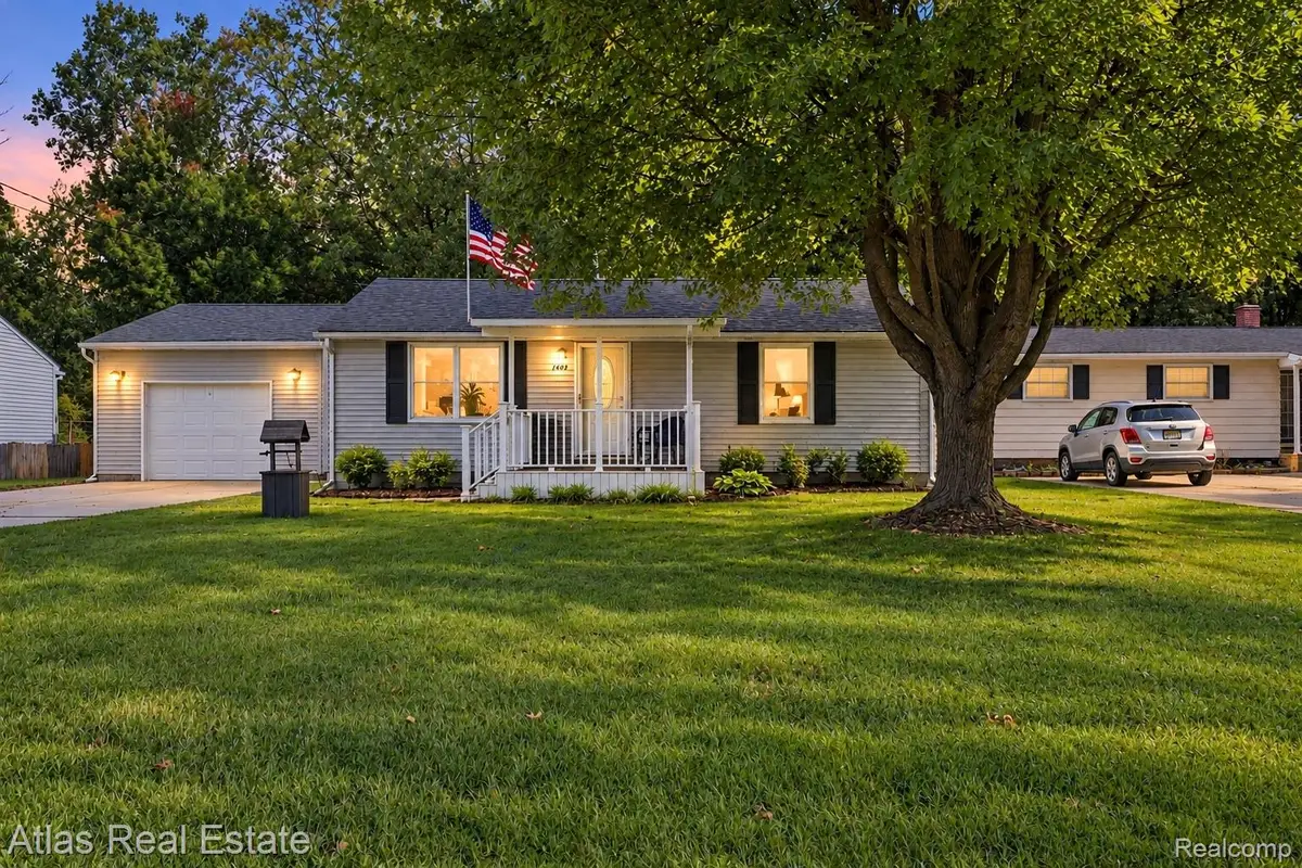 1489 Transue Avenue, Burton, MI 48509 - #1