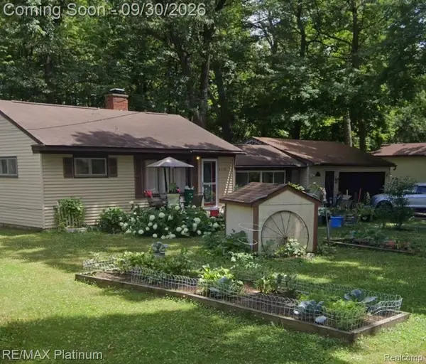 4770 Woodside, Highland, MI 48356
